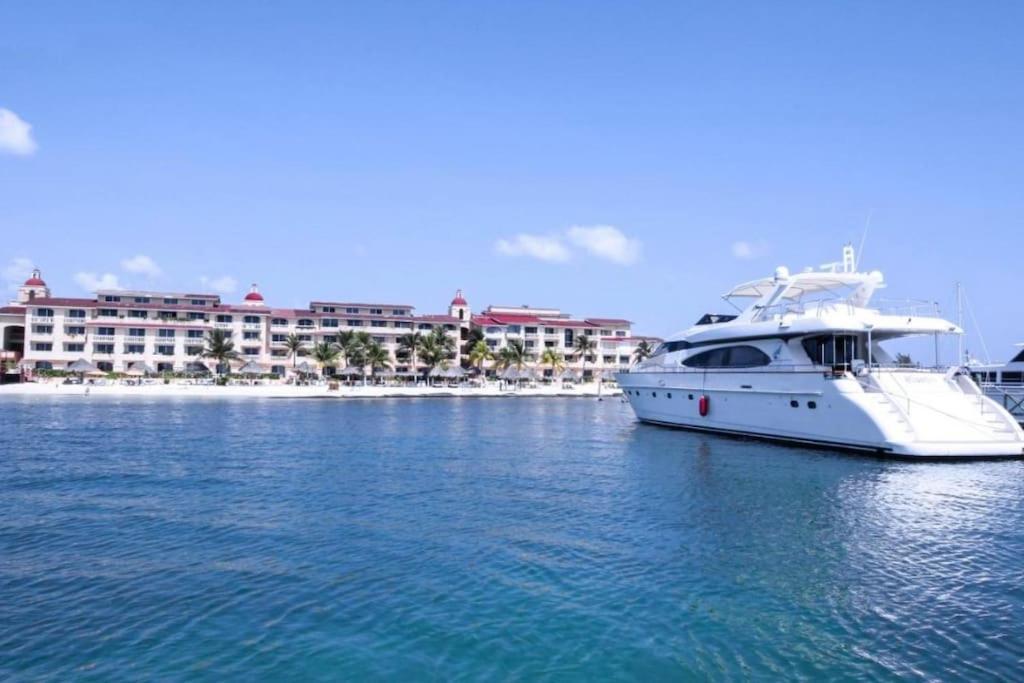 Punta Me Apartment Beach Front In The Hotel & Waterpark Cancún Exterior foto